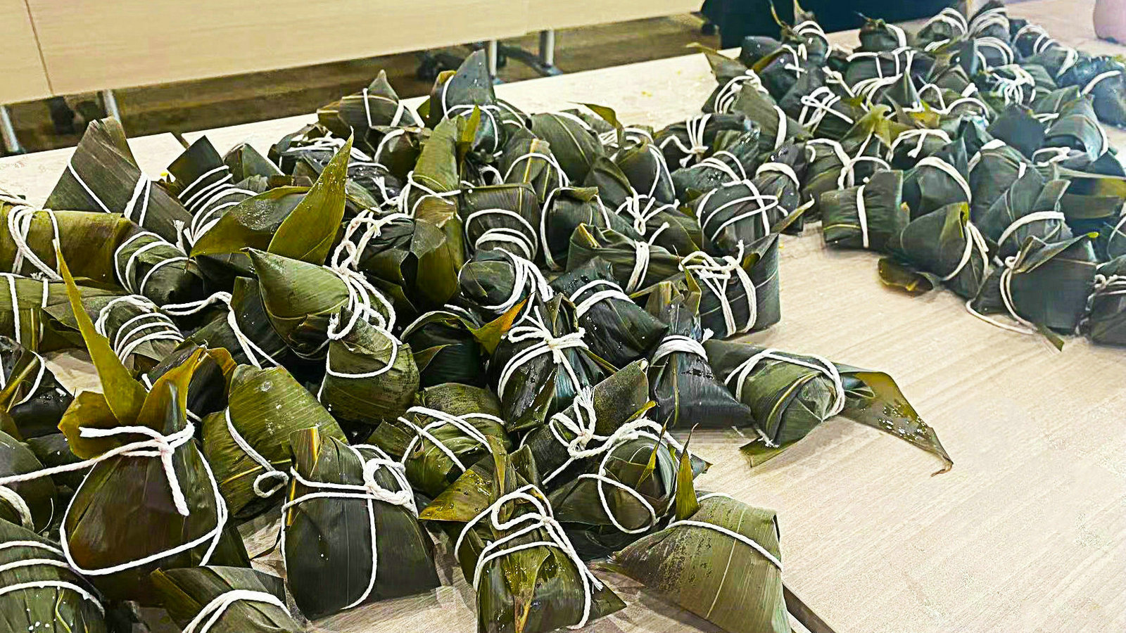 “你的粽子，我給包了”———安帕爾端午活動記實